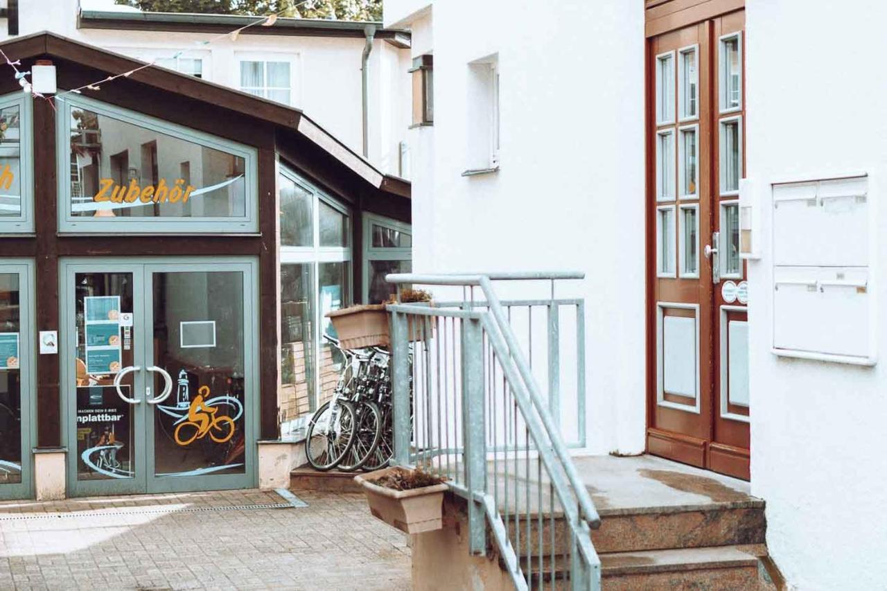 Apartmenthaus Chrischanshof Росток Екстериор снимка