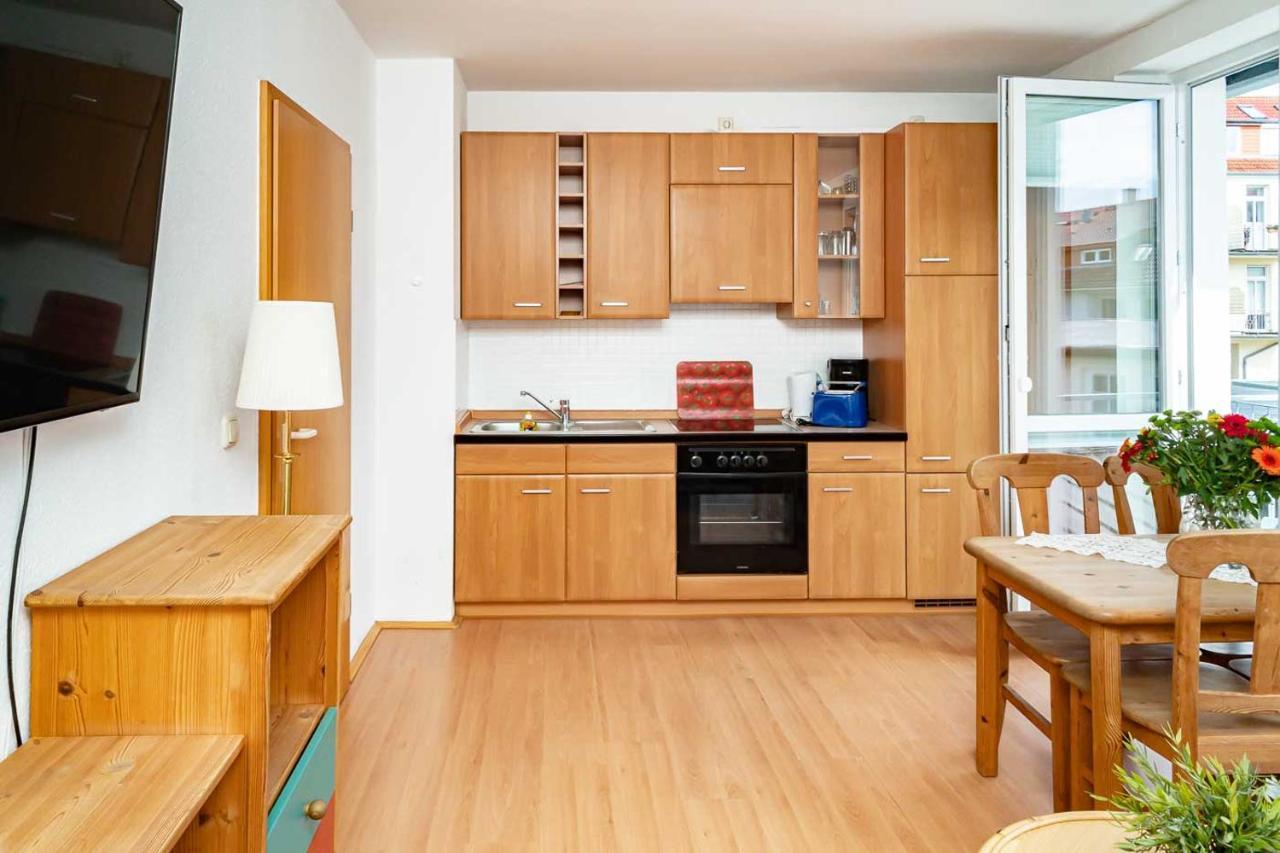 Apartmenthaus Chrischanshof Росток Екстериор снимка
