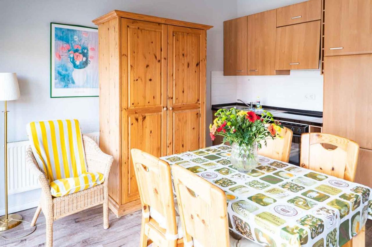 Apartmenthaus Chrischanshof Росток Екстериор снимка