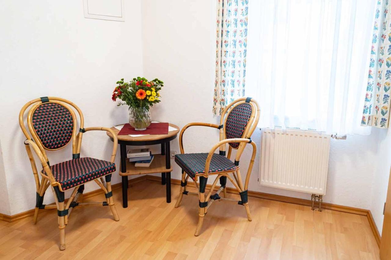 Apartmenthaus Chrischanshof Росток Екстериор снимка