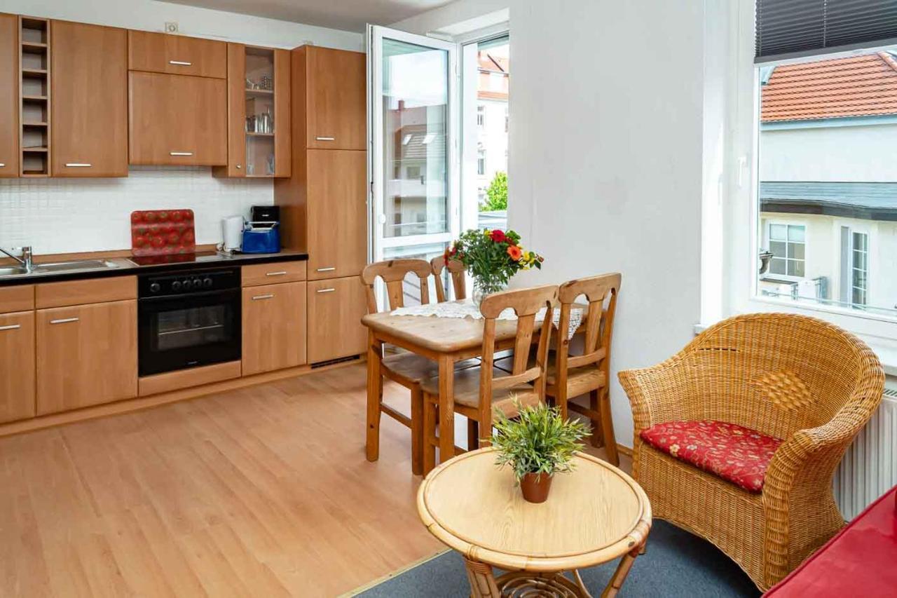 Apartmenthaus Chrischanshof Росток Екстериор снимка