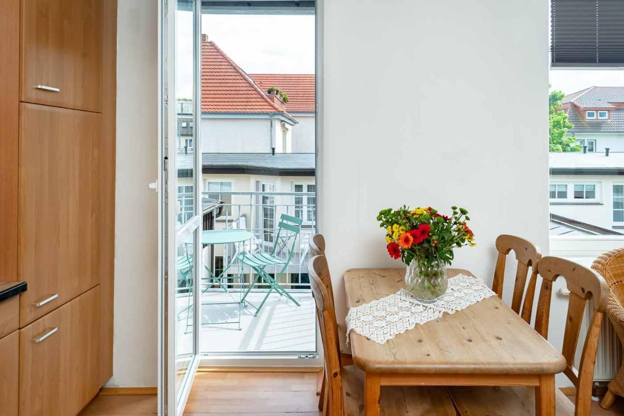 Apartmenthaus Chrischanshof Росток Екстериор снимка