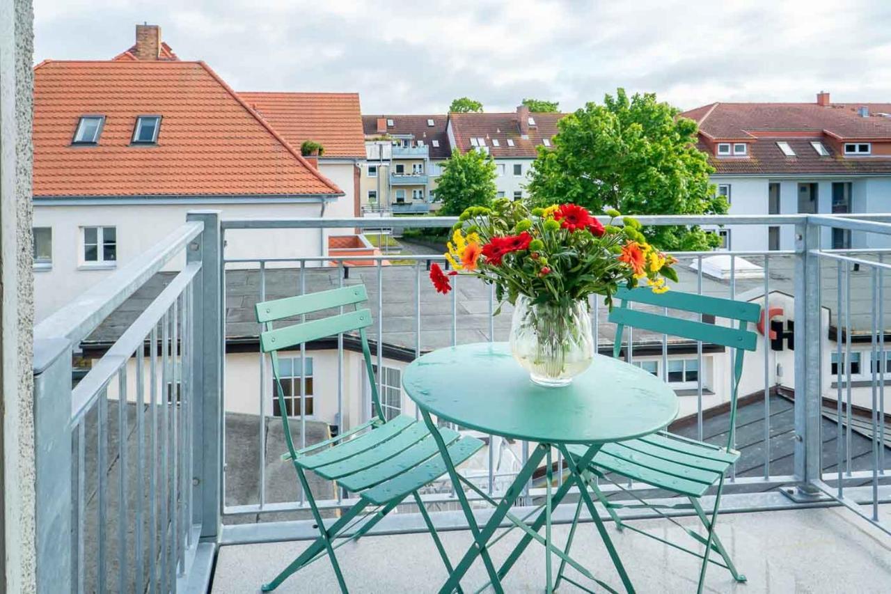 Apartmenthaus Chrischanshof Росток Екстериор снимка